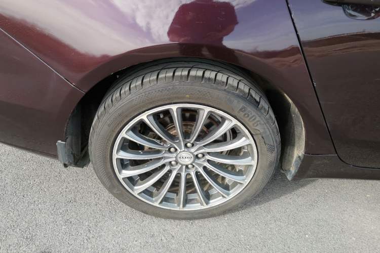 Used Zotye Z700 2016 1.8T Manual Luxury Model Right Rear Wheel Hub