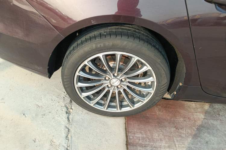 Used Zotye Z700 2016 1.8T DCT Luxury Model Right Rear Wheel Hub