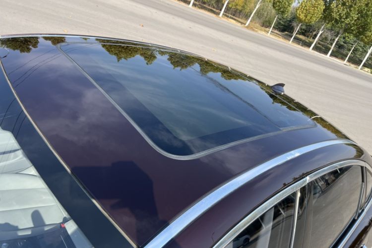 Used Zotye Z700 2016 1.8T DCT Prestige Edition Roof
