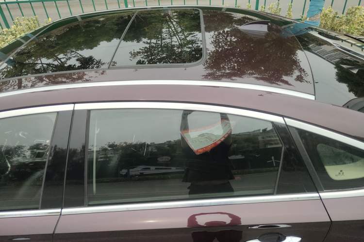 Used Zotye Z700 2016 1.8T DCT Elegant Version Roof