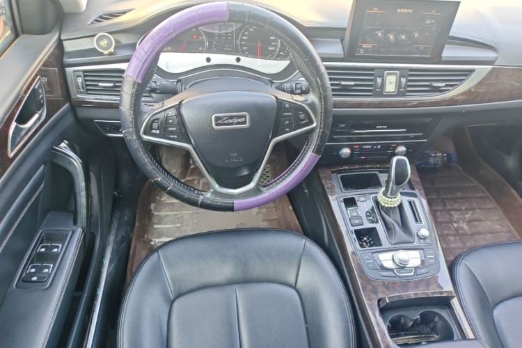 Used Zotye Z700 2016 1.8T DCT Luxury Model Steering Wheel