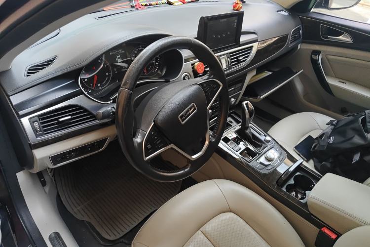 Used Zotye Z700 2016 1.8T DCT Prestige Edition Steering Wheel
