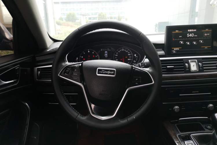 Used Zotye Z700 2016 1.8T Manual Luxury Model Steering Wheel