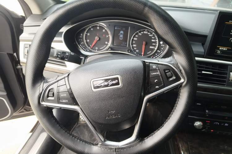 Used Zotye Z700 2016 1.8T DCT Luxury Model Steering Wheel