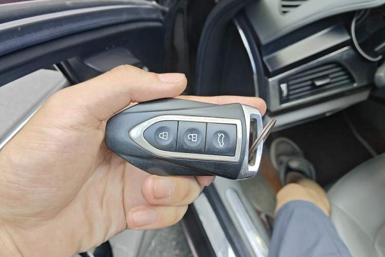 Used Zotye Z700 2016 1.8T Manual Elegant Model Vehicle Key