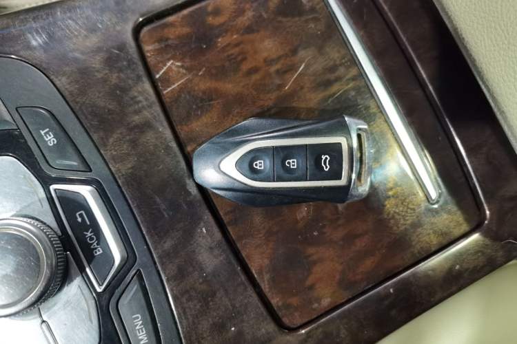 Used Zotye Z700 2016 1.8T DCT Elegant Version Vehicle Key