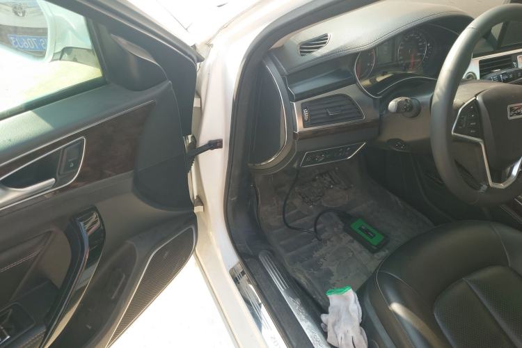 Used Zotye Z700 2016 1.8T DCT Elegant Version Driver Seat