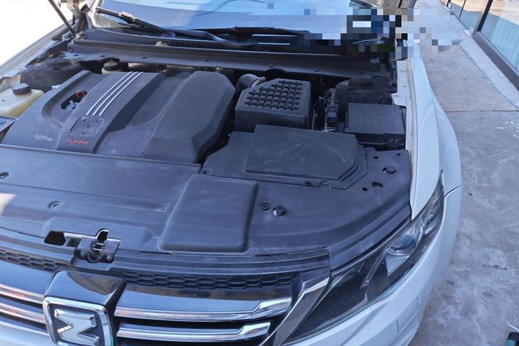Used Zotye Z700 2016 1.8T DCT Luxury Model Engine Bay Left