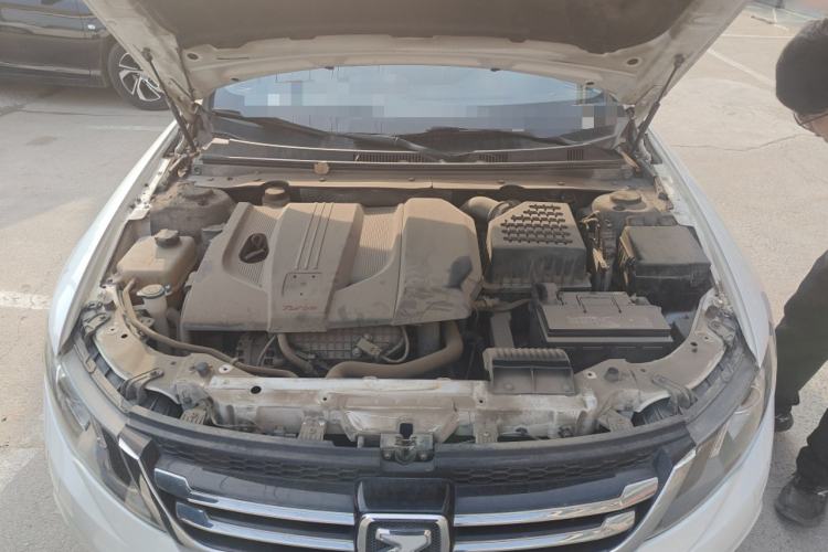 Used Zotye Z700 2016 1.8T Manual Luxury Model Engine Bay