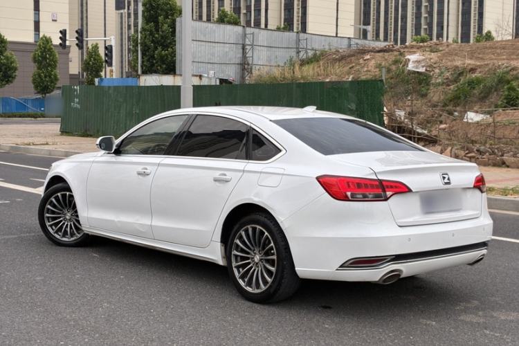 Used Zotye Z700 2016 1.8T Manual Luxury Model Exterior 3