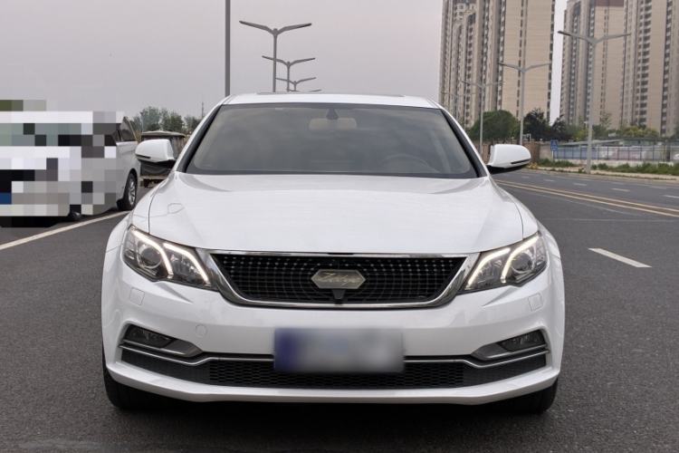Used Zotye Z700 2016 1.8T Manual Luxury Model Exterior 4
