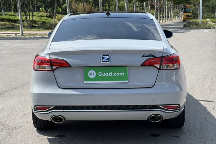 Used Zotye Z700 2016 1.8T DCT Prestige Edition Exterior 9
