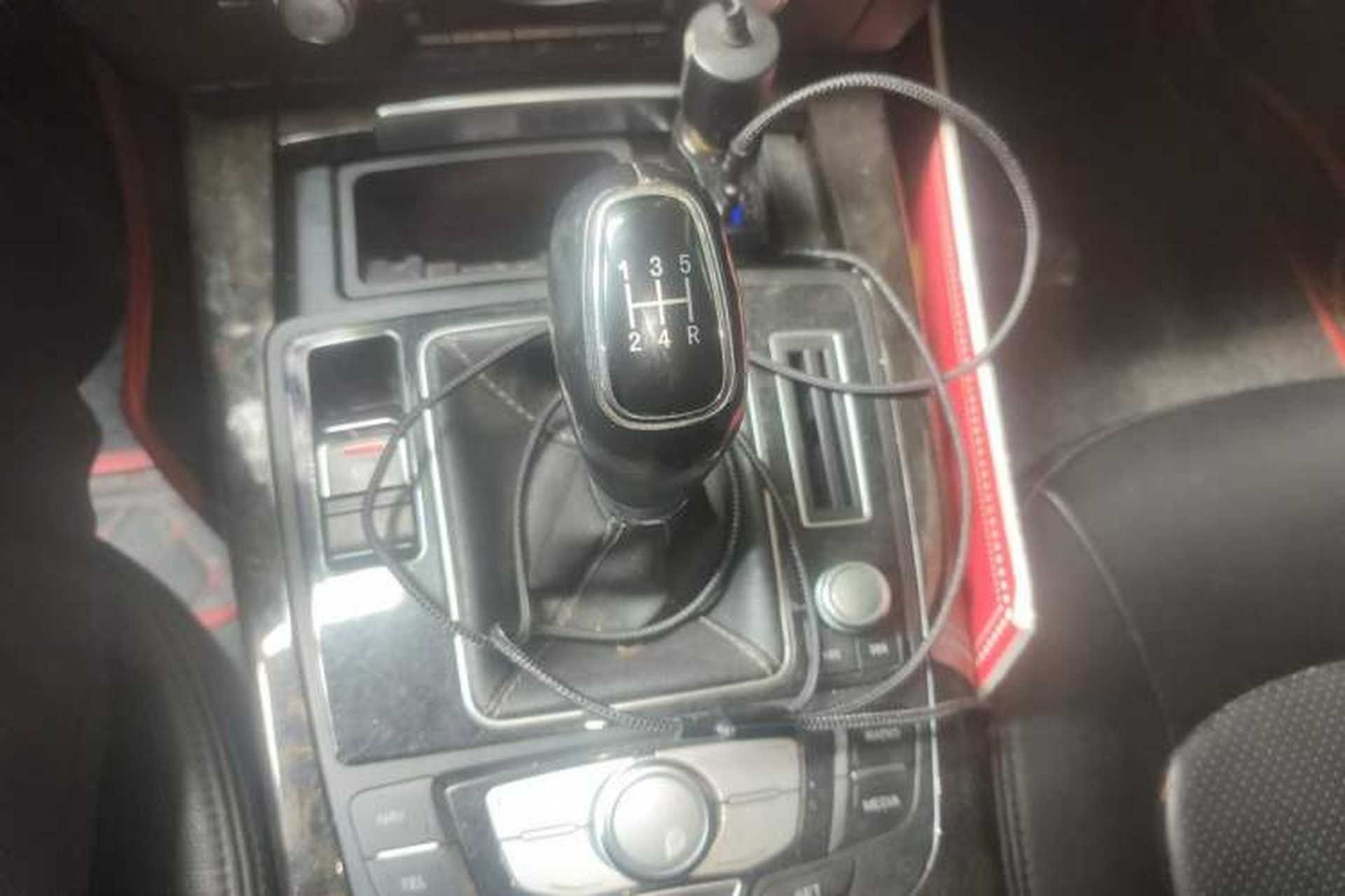 Used Zotye Z700 2016 1.8T Manual Luxury Model Gear Lever