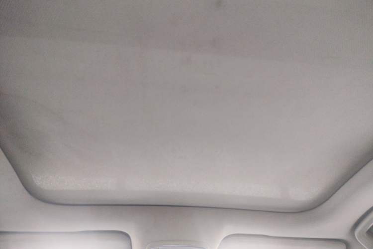 Used Zotye Z700 2016 1.8T DCT Prestige Edition Headliner