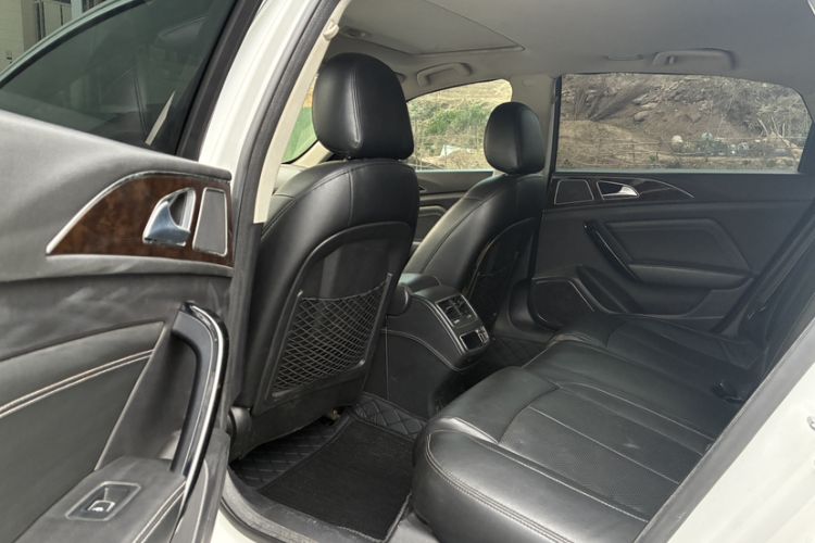 Used Zotye Z700 2016 1.8T Manual Luxury Model Headliner