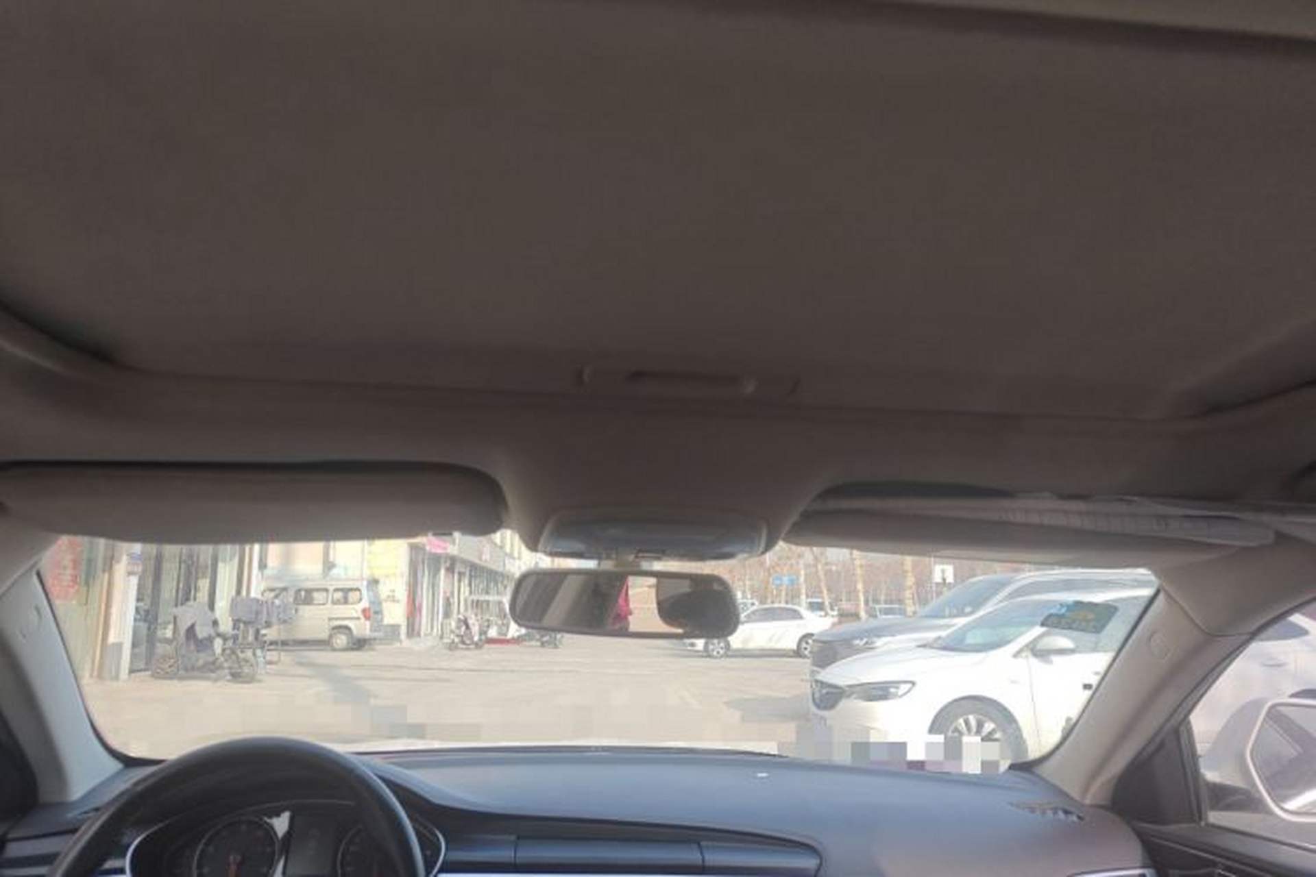 Used Zotye Z700 2016 1.8T Manual Luxury Model Headliner