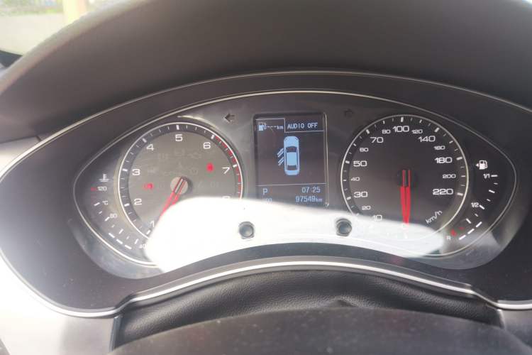 Used Zotye Z700 2016 1.8T DCT Elegant Version Instrument Cluster