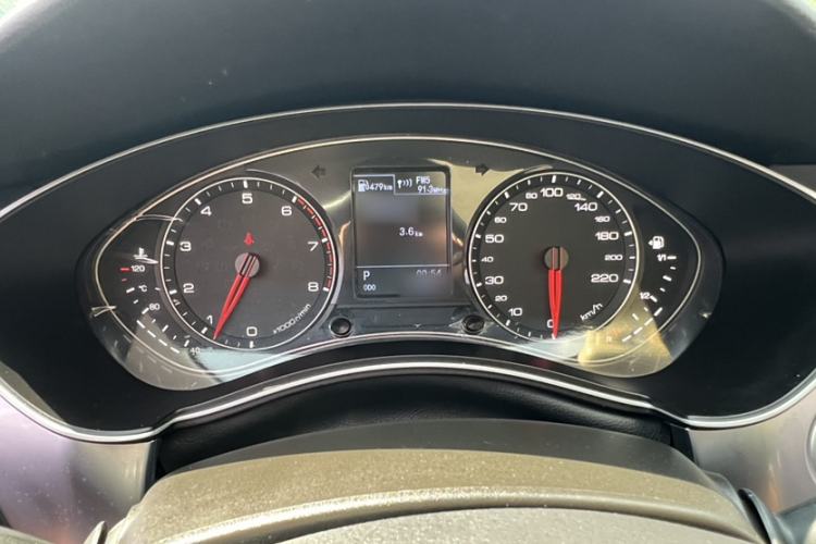 Used Zotye Z700 2016 1.8T DCT Prestige Edition Instrument Cluster