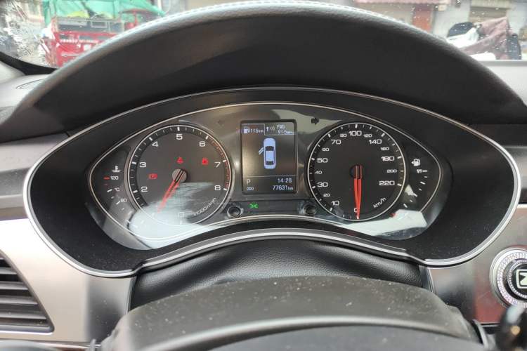 Used Zotye Z700 2016 1.8T DCT Prestige Edition Instrument Cluster