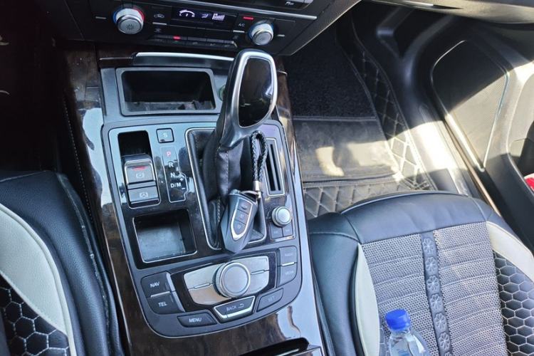 Used Zotye Z700 2016 1.8T DCT Luxury Model Interior 3