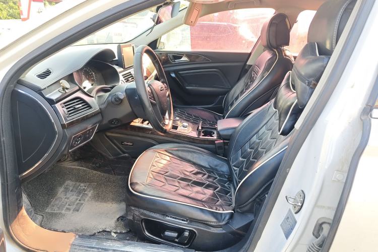 Used Zotye Z700 2016 1.8T DCT Prestige Edition Left Front Seat
