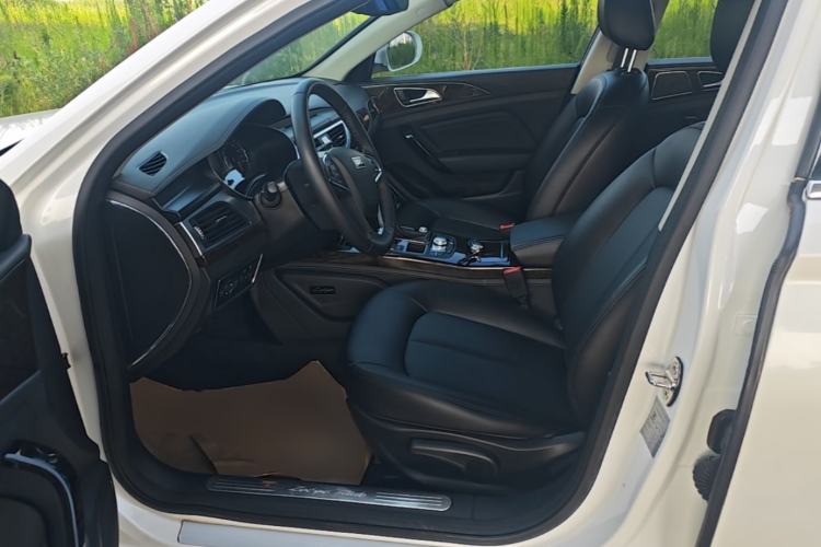 Used Zotye Z700 2016 1.8T DCT Luxury Model Left Front Seat