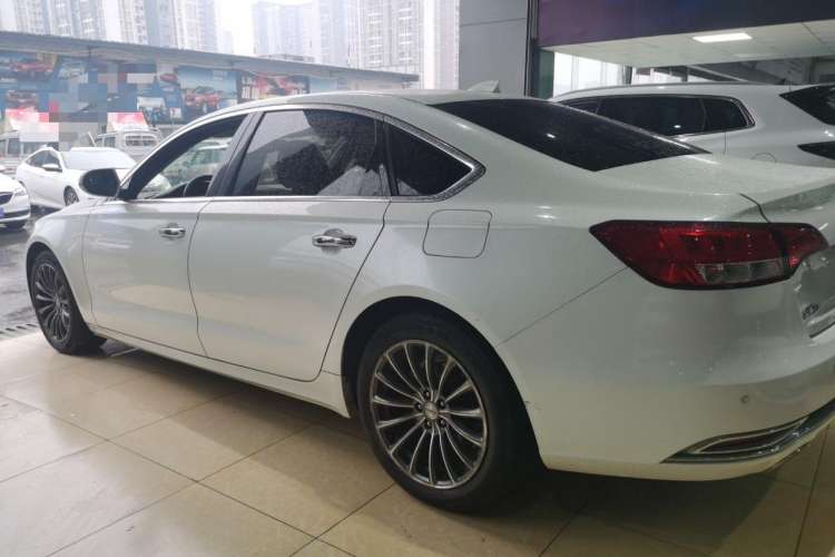 Used Zotye Z700 2016 1.8T DCT Prestige Edition Left Side