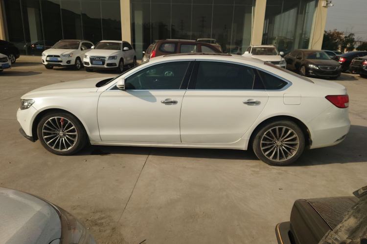 Used Zotye Z700 2016 1.8T DCT Elegant Version Left Side