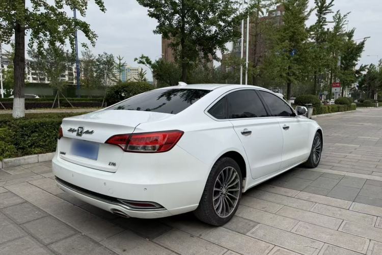 Used Zotye Z700 2016 1.8T DCT Prestige Edition Rear Right 45 Deg