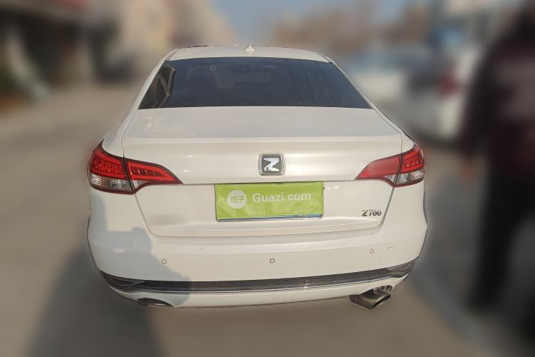 Used Zotye Z700 2016 1.8T Manual Luxury Model Rear
