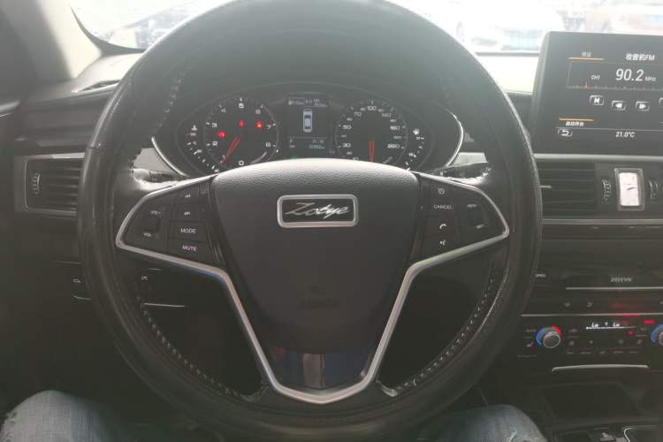 Used Zotye Z700 2016 1.8T DCT Prestige Edition Steering Wheel