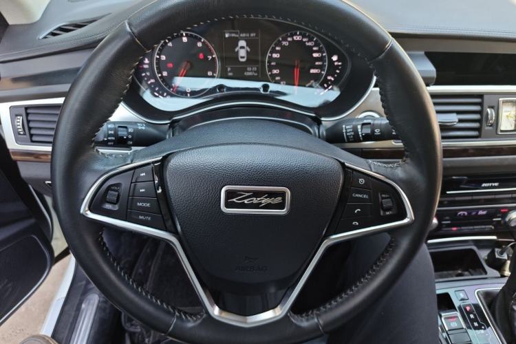 Used Zotye Z700 2016 1.8T DCT Luxury Model Steering Wheel