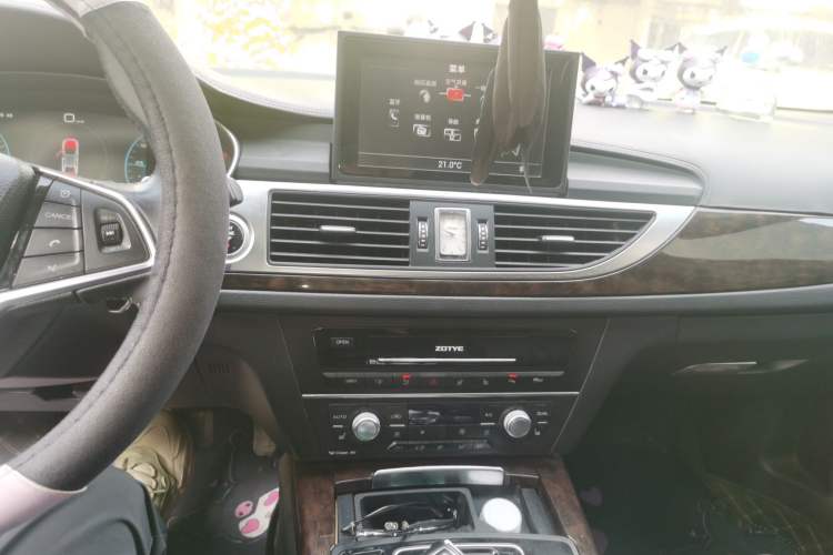 Used Zotye Z700 2018 Z700H 1.8T DCT Luxury Edition Audio And AC Panel