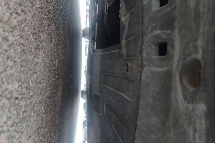 Used Zotye Z700 2018 Z700H 1.8T DCT Luxury Edition Chassis Front