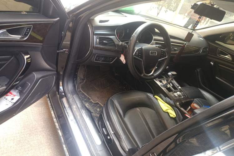 Used Zotye Z700 2018 Z700H 1.8T DCT Luxury Edition Driver Seat