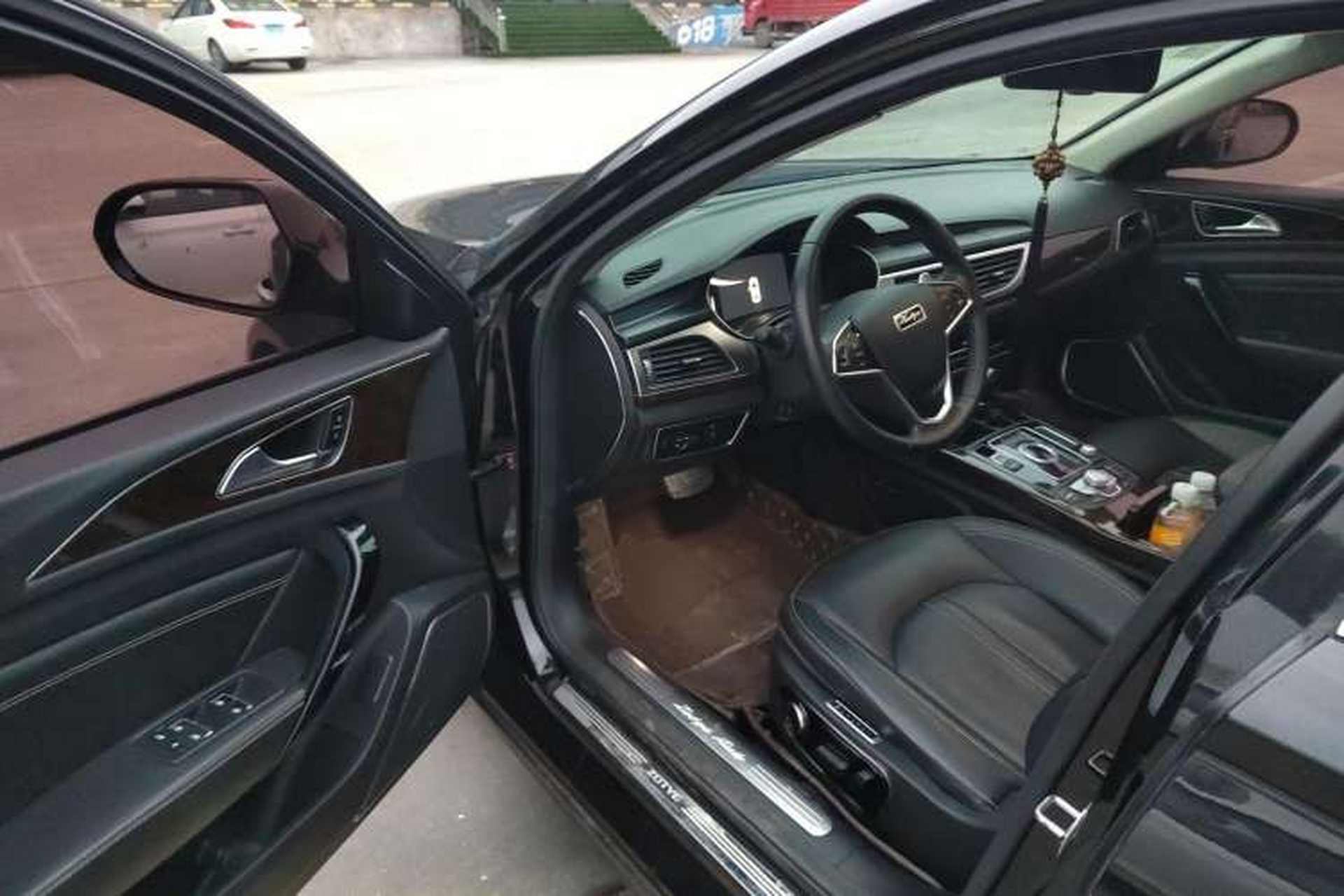 Used Zotye Z700 2018 Z700H 1.8T DCT Prestige Model Driver Seat