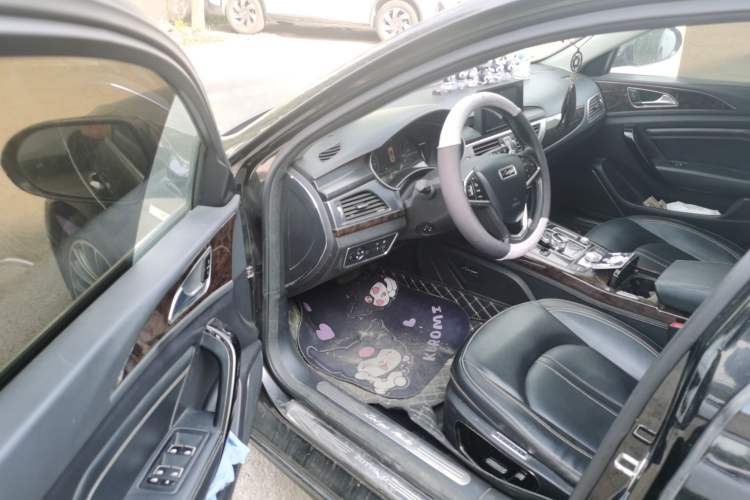 Used Zotye Z700 2018 Z700H 1.8T DCT Luxury Edition Driver Seat