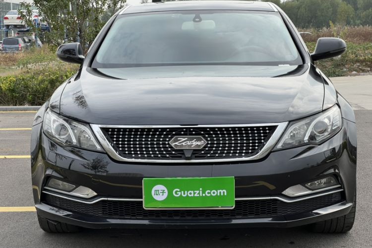 Used Zotye Z700 2018 Z700H 1.8T Manual Luxury Model Exterior 3