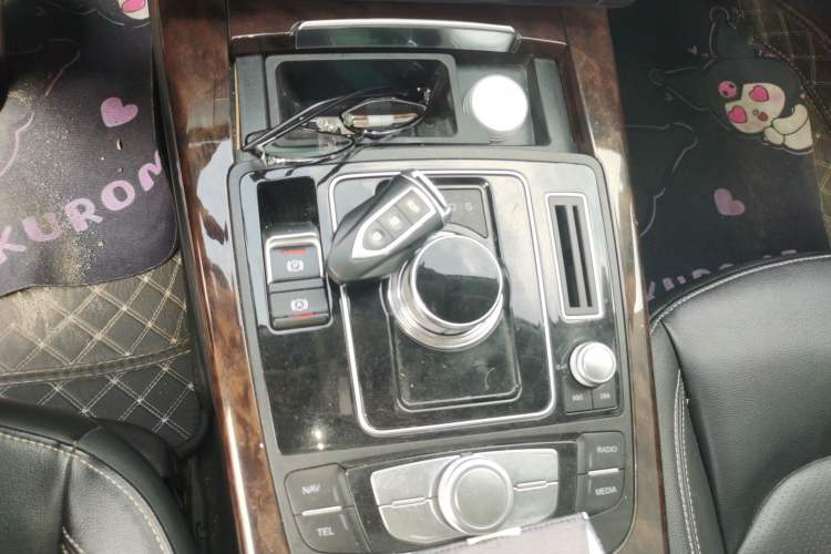 Used Zotye Z700 2018 Z700H 1.8T DCT Luxury Edition Gear Lever