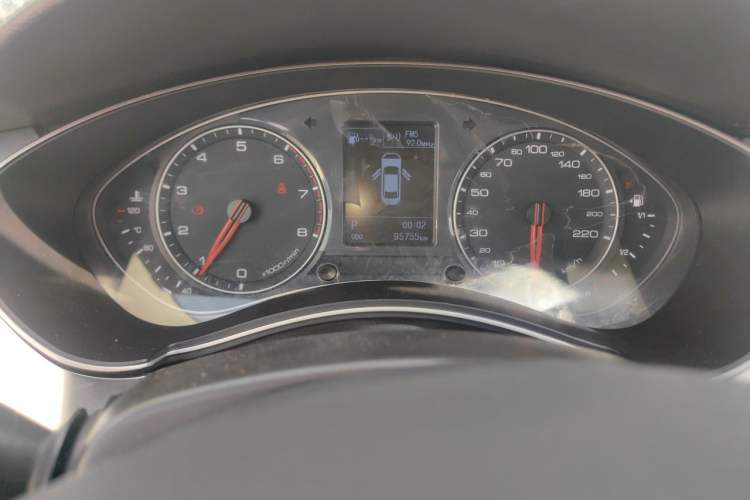 Used Zotye Z700 2018 Z700H 1.8T DCT Luxury Edition Instrument Cluster