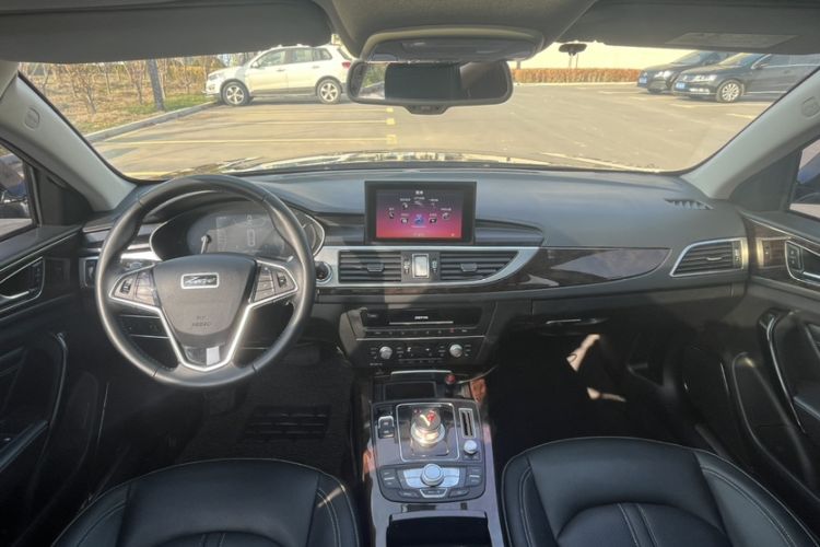Used Zotye Z700 2018 Z700H 1.8T DCT Prestige Model Interior 1