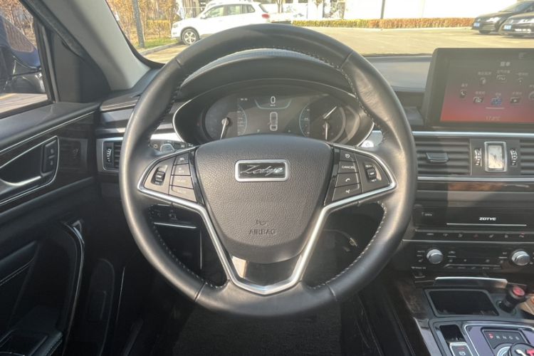 Used Zotye Z700 2018 Z700H 1.8T DCT Prestige Model Interior 2