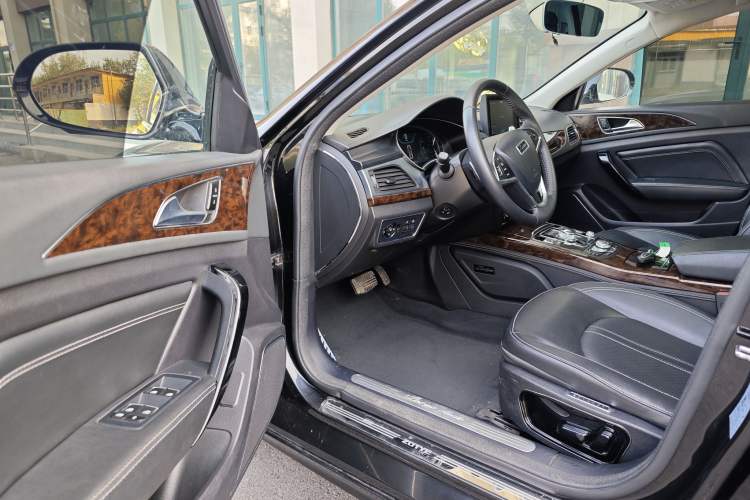 Used Zotye Z700 2018 Z700H 1.8T DCT Luxury Edition Left Front Seat