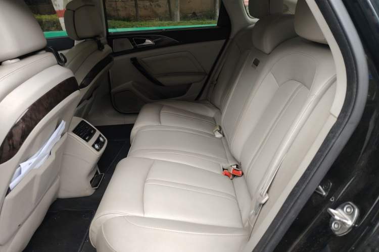 Used Zotye Z700 2018 Z700H 1.8T DCT Prestige Model Left Rear Seat