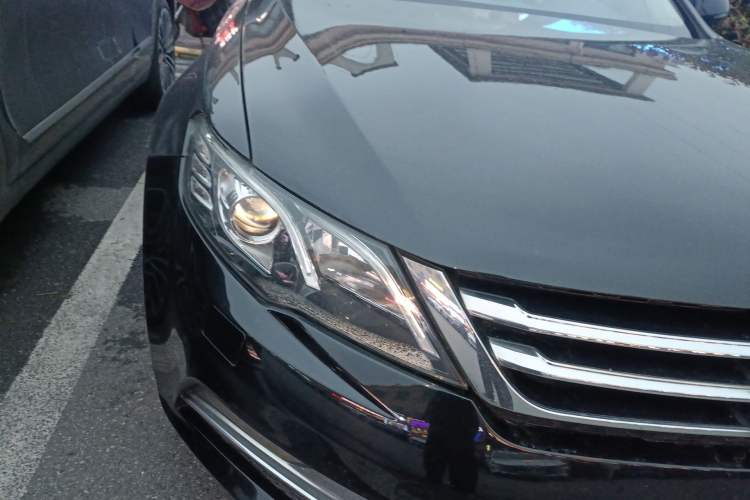 Used Zotye Z700 2018 Z700H 1.8T DCT Luxury Model Right Front Headlight