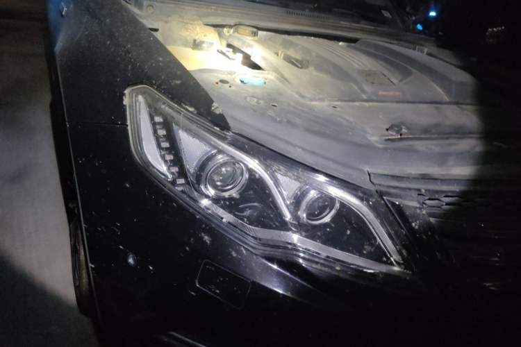 Used Zotye Z700 2018 Z700H 1.8T DCT Prestige Model Right Front Headlight