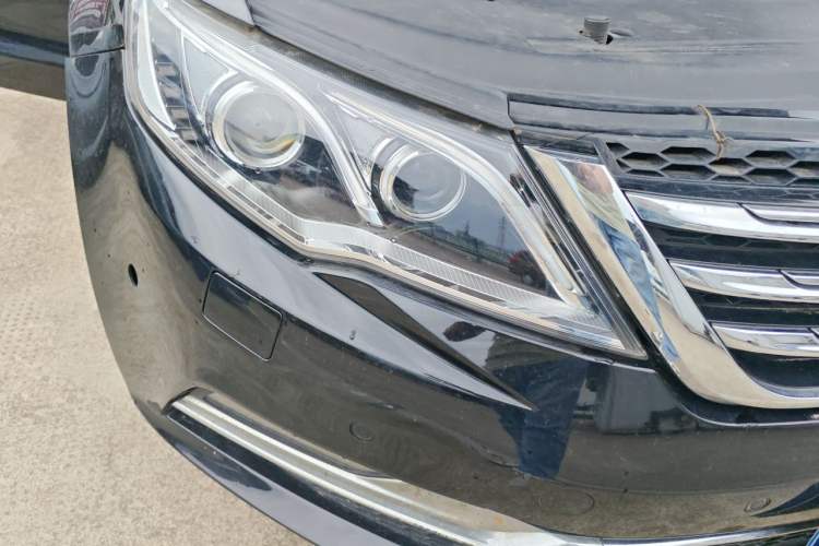 Used Zotye Z700 2018 Z700H 1.8T DCT Luxury Edition Right Front Headlight