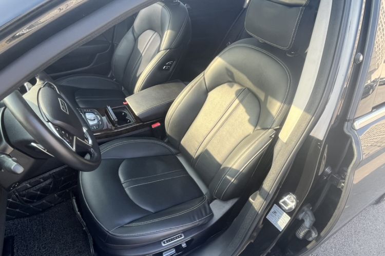 Used Zotye Z700 2018 Z700H 1.8T DCT Prestige Model Right Front Seat
