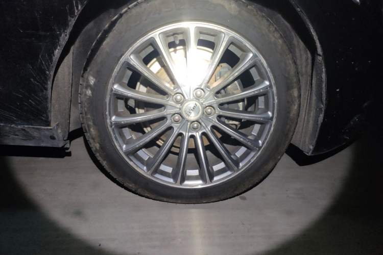 Used Zotye Z700 2018 Z700H 1.8T DCT Prestige Model Right Front Wheel Hub