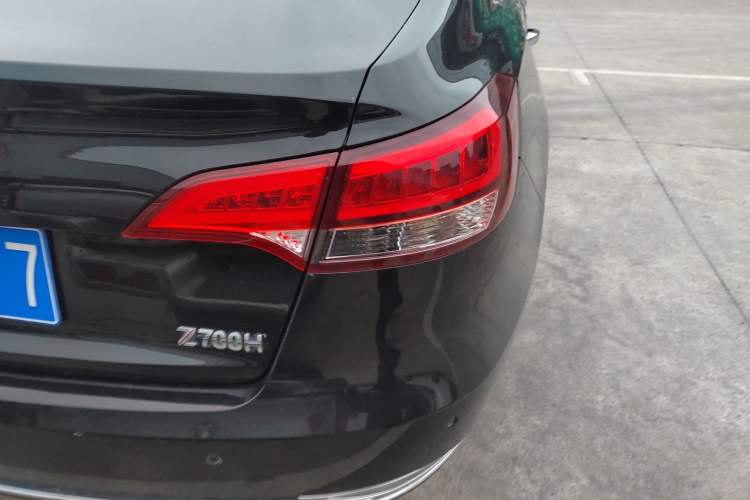 Used Zotye Z700 2018 Z700H 1.8T DCT Prestige Model Right Rear Taillight